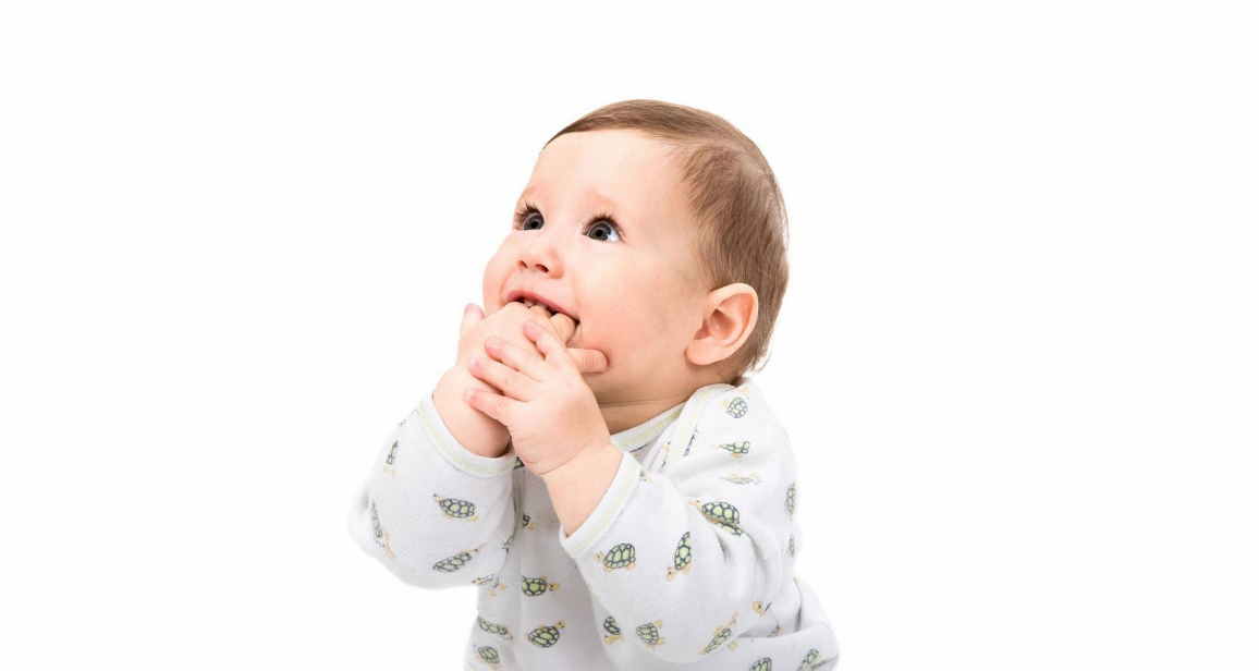 曬寶寶吃手照搞笑心情說說 寶寶吃手照片的搞笑句子朋友圈 曬寶寶吃手照搞笑心情說說 寶寶吃手照片的搞笑句子朋友圈