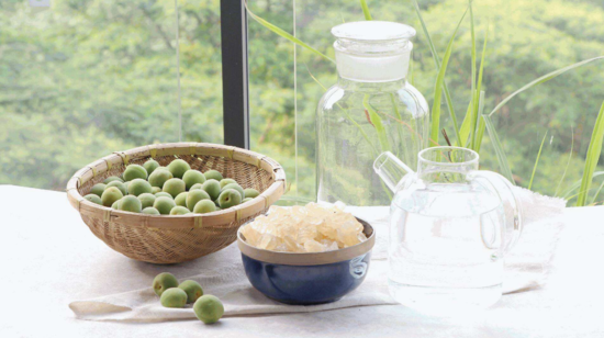 芒種泡青梅酒的帶圖心情說說 你有杯子我有青梅酒的心情句子