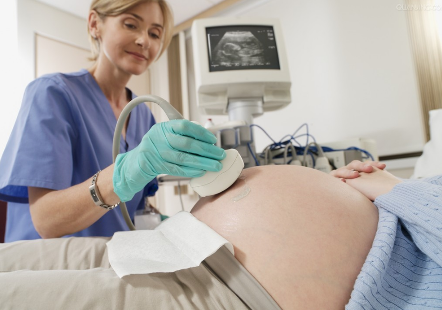 哪些孕媽媽容易急產(chǎn) 急產(chǎn)如何應(yīng)對 哪些孕媽媽容易急產(chǎn) 急產(chǎn)如何應(yīng)對