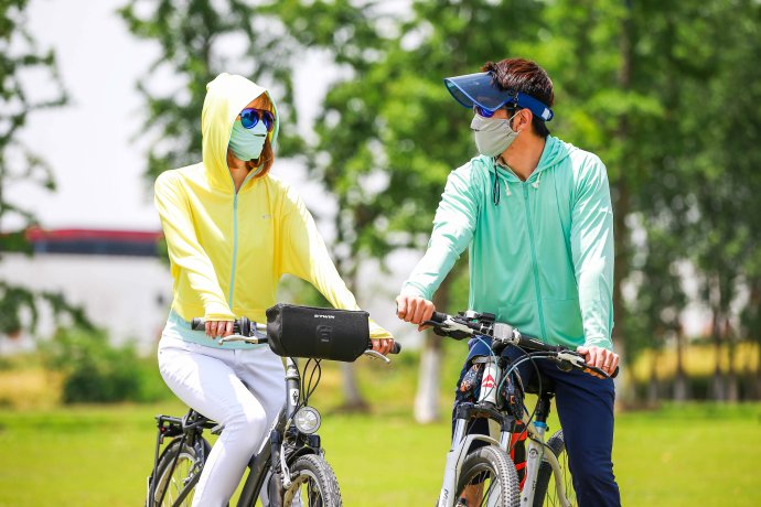 夏天怎么防曬最好 曬傷不是太陽對皮膚造成的唯一傷害