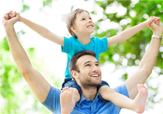 喪偶式育兒是一種怎樣的體驗 做爸爸是一份無法取代的工作