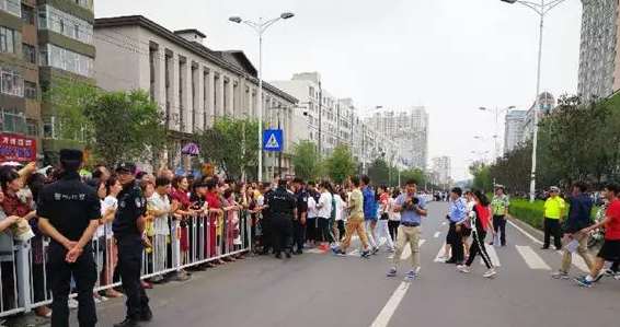 2018高考結(jié)束經(jīng)典短句 考完這個(gè)班再也聚不齊了