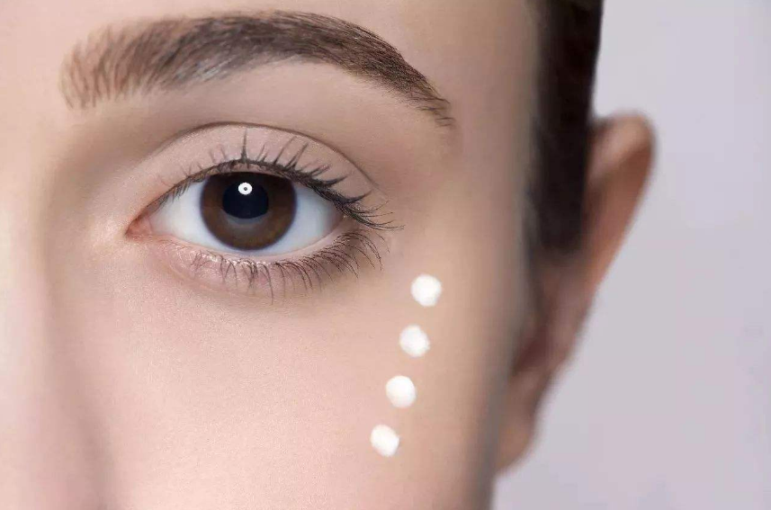 什么人容易有魚(yú)尾紋 人的魚(yú)尾紋是怎么形成的2018 什么人容易有魚(yú)尾紋 人的魚(yú)尾紋是怎么形成的2018