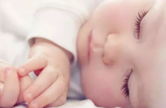 寶寶睡涼席腹瀉怎么辦2018 寶寶睡涼席腹瀉怎么預防