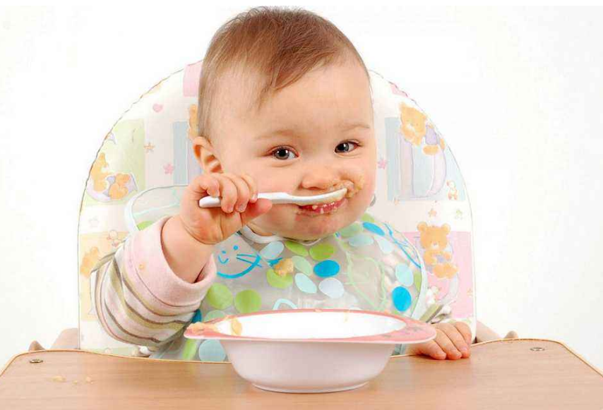 為什么不能給孩子過晚加輔食 給孩子過早或者過晚加輔食會怎么樣