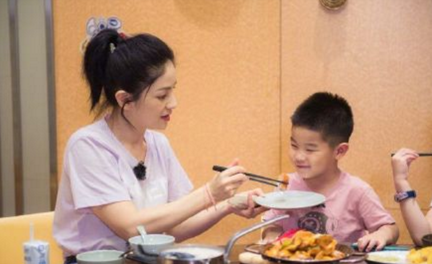 不可思議的媽媽第二季的嘉賓都有誰 蔡少芬帶兩個女兒參加節目嗎