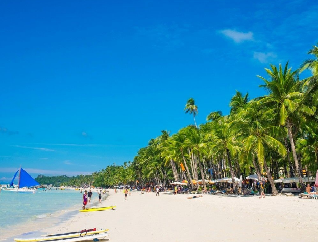 夏天太陽好大的心情說說 這個夏天注定要曬黑了句子圖片