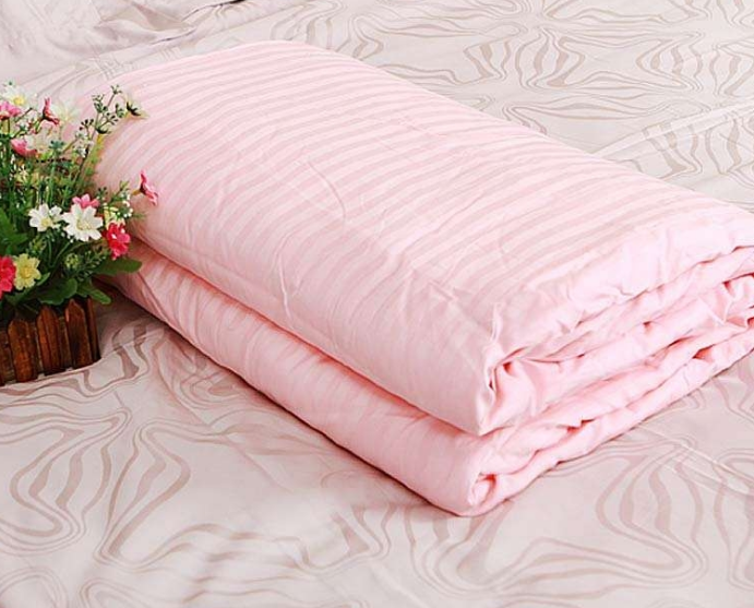 空調被與夏涼被有什么區別 夏涼被是空調被的別稱 空調被與夏涼被有什么區別 夏涼被是空調被的別稱