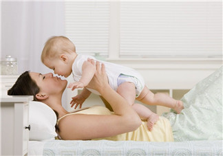 自然產(chǎn)與剖腹產(chǎn)產(chǎn)后飲食有什么不同 如何制定產(chǎn)婦的一日菜單