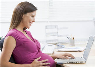 懷孕后應(yīng)該放棄工作嗎 懷孕如何平衡工作和家庭