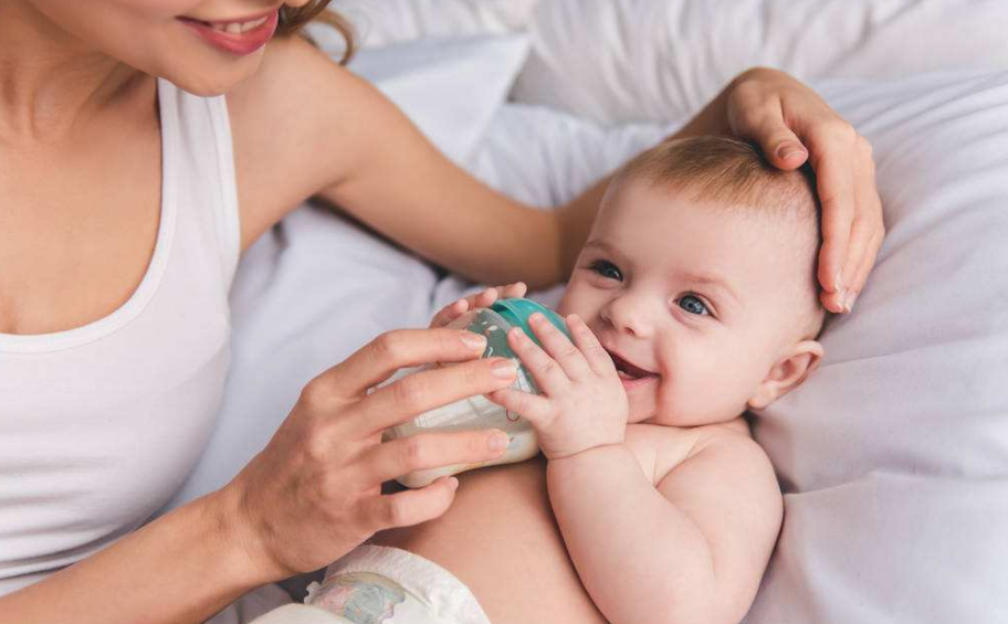 孩子喜歡吃手怎么制止 為什么孩子喜歡吃手2018