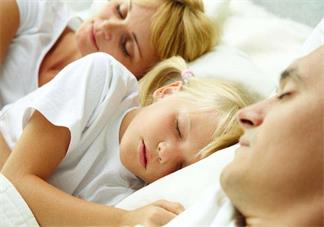 如何培養(yǎng)孩子有好的睡眠習慣 0-1歲寶寶睡眠習慣培養(yǎng)方法2018