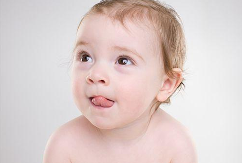 2~3歲孩子怎么教育 可以開始觀察能力的培養(yǎng) 2~3歲孩子怎么教育 可以開始觀察能力的培養(yǎng)