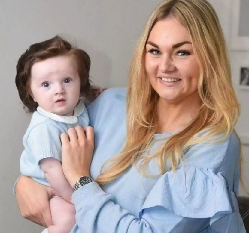 孕期怎么做寶寶出生頭發(fā)濃密 如何讓寶寶擁有一頭漂亮的頭發(fā)