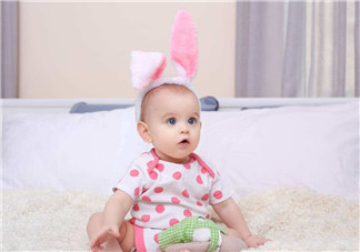 能不能幫寶寶清除耳垢 爸媽是否需要幫幼兒清除耳垢