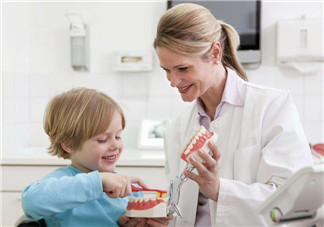 孩子口臭是什么原因 孩子口臭吃什么調(diào)理