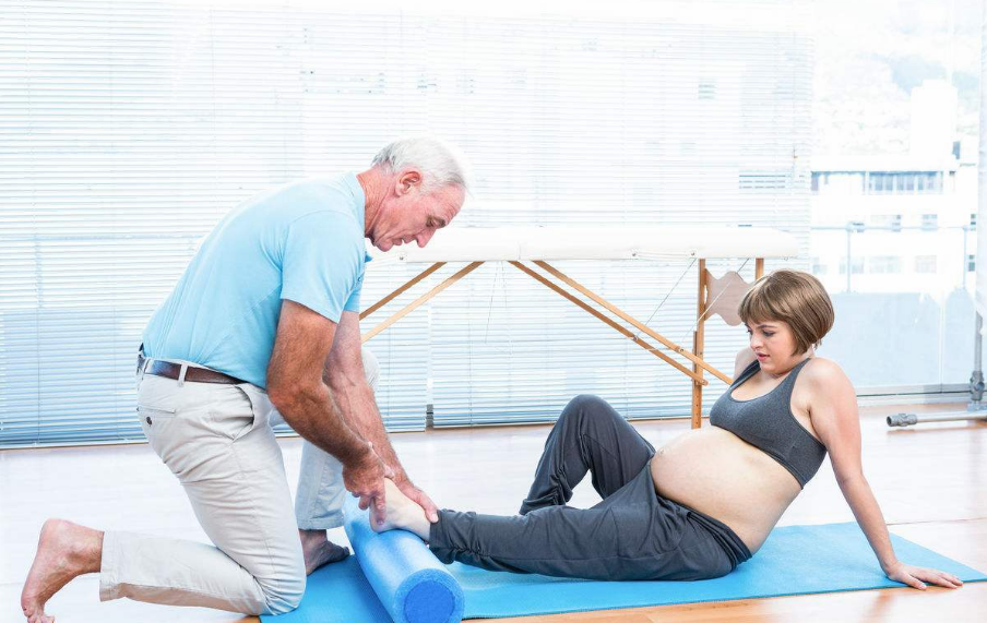 孕婦穿錯鞋腰酸背痛怎么辦 孕期穿什么鞋比較好