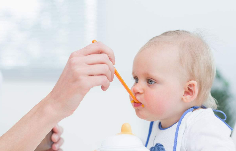 寶寶不吃飯家長如何引導 怎么為嬰幼兒創(chuàng)設良好的進餐環(huán)境