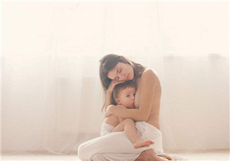 哺乳期能喝飲料嗎 天氣炎熱哺乳期能不能吃涼的 哺乳期能喝飲料嗎 天氣炎熱哺乳期能不能吃涼的