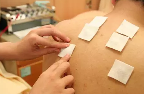 寶寶貼了三伏貼多久能洗澡2018 小孩用了三伏貼能游泳嗎