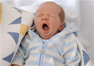 天熱寶寶老是發燒怎么回事 2018三伏天孩子發燒如何護理