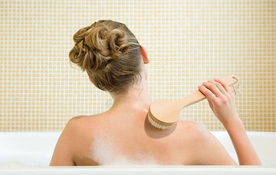 跑步后多久可以洗澡 全身出汗后3-15分鐘后洗澡更安全