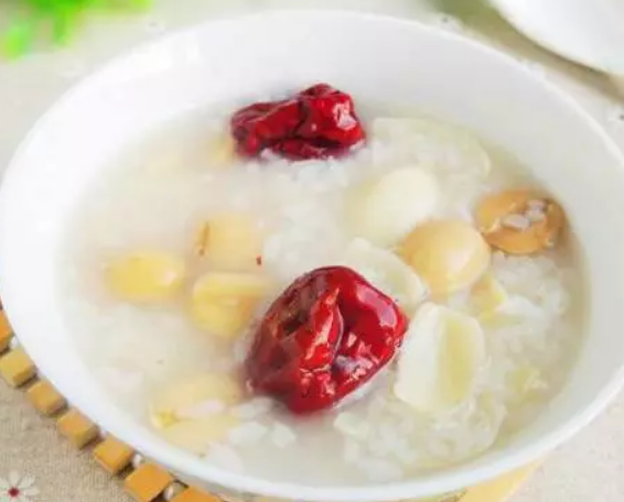 小孩夏天適合喝什么粥 2018夏天喝什么粥養生 小孩夏天適合喝什么粥 2018夏天喝什么粥養生