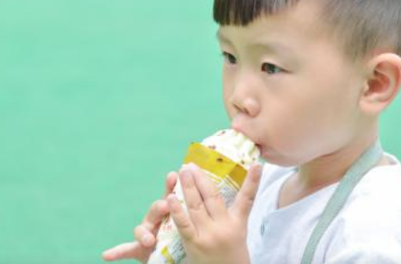 小孩夏天喝什么粥祛濕氣2018 小孩適合喝荷葉扁豆粥嗎