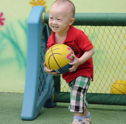 孩子的安全感怎么建立 首先媽媽要情緒穩定 孩子的安全感怎么建立 首先媽媽要情緒穩定