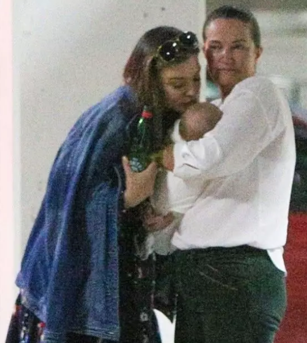 米蘭達可兒二胎產后身材為什么不走樣 產后如何預防骨盆松弛變形