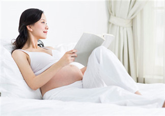 如何正確進行語言胎教 告訴TA你們的期待