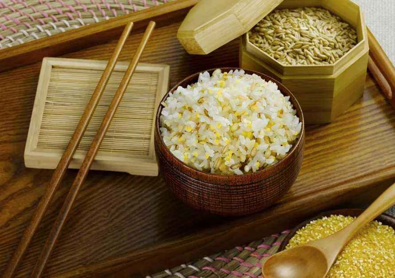 吃什么能增強(qiáng)免疫力 哪些食物可以提高免疫力