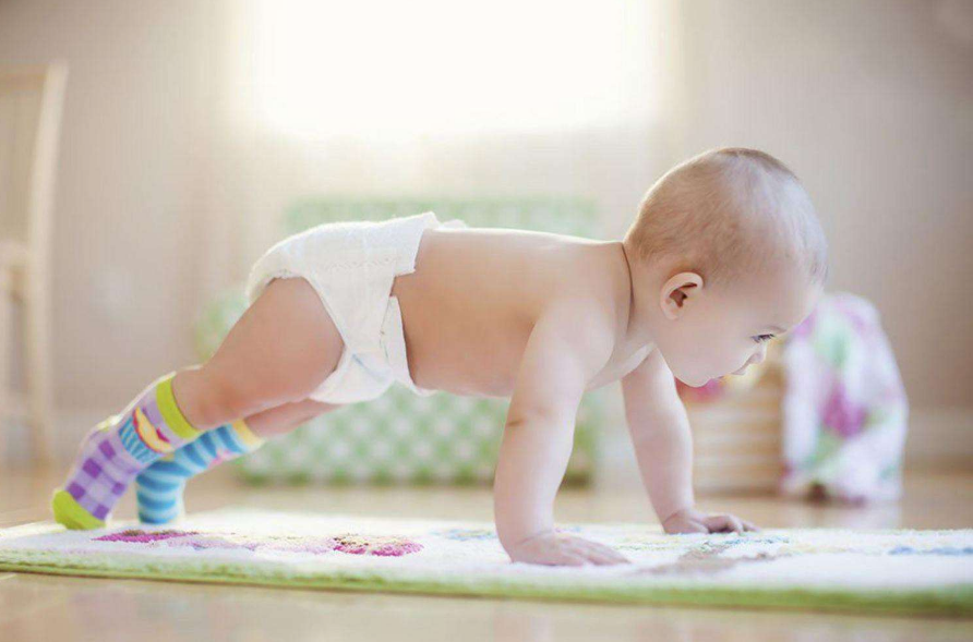 寶寶什么時(shí)候可以穿內(nèi)褲 什么樣的內(nèi)褲適合小寶寶 寶寶什么時(shí)候可以穿內(nèi)褲 什么樣的內(nèi)褲適合小寶寶