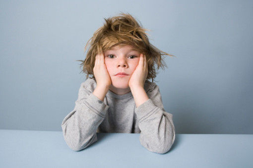 男孩子要怎么教育好 家長學會放手促進獨立