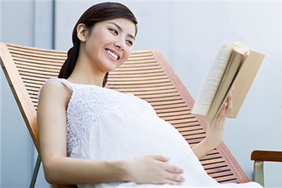 胎教時和寶寶說些什么 如何讓胎寶寶感受你的愛