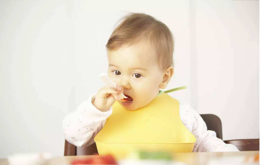 天熱孩子不吃飯焦急的心情說說 夏季孩子胃口不好擔心的句子朋友圈