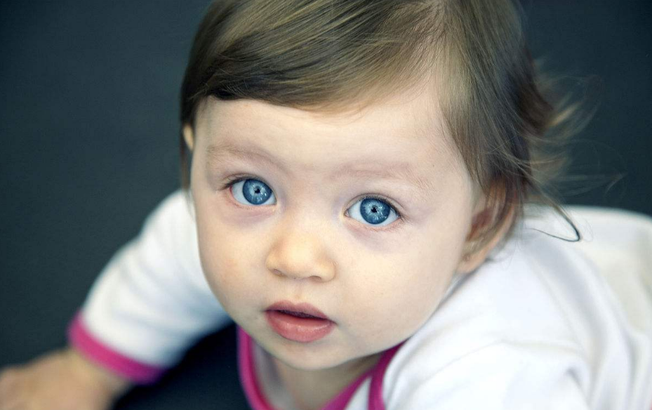 新生寶寶特別喜歡揉眼睛是什么原因 寶寶愛揉眼睛怎么辦好2018