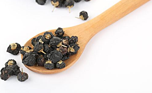 黑枸杞小孩可以吃嗎 建議5歲以上小孩吃黑枸杞