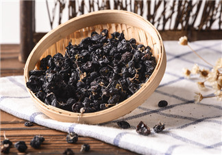 黑枸杞小孩可以吃嗎 建議5歲以上小孩吃黑枸杞