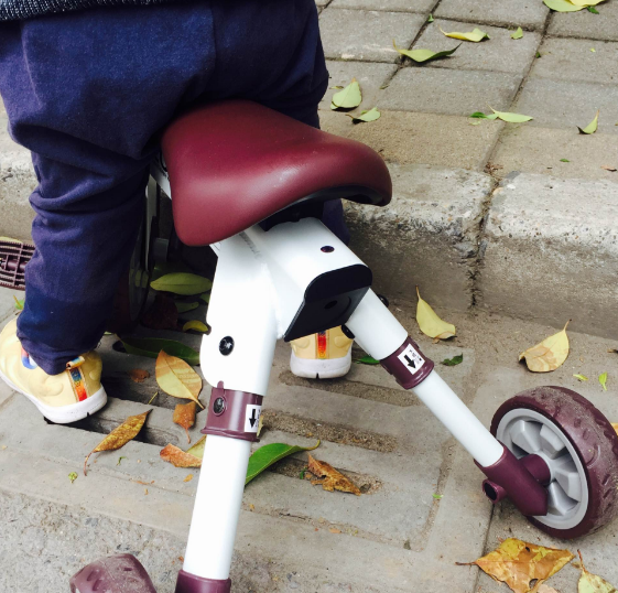 口袋三輪車選哪個(gè)牌子好 ALLOVE兒童三輪車怎么樣