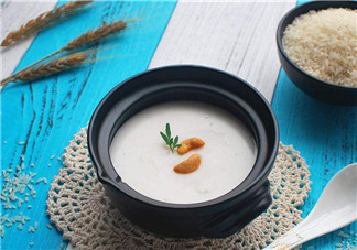 寶寶吃米糊過敏便秘怎么辦 如何預(yù)防寶寶吃米糊便秘過敏