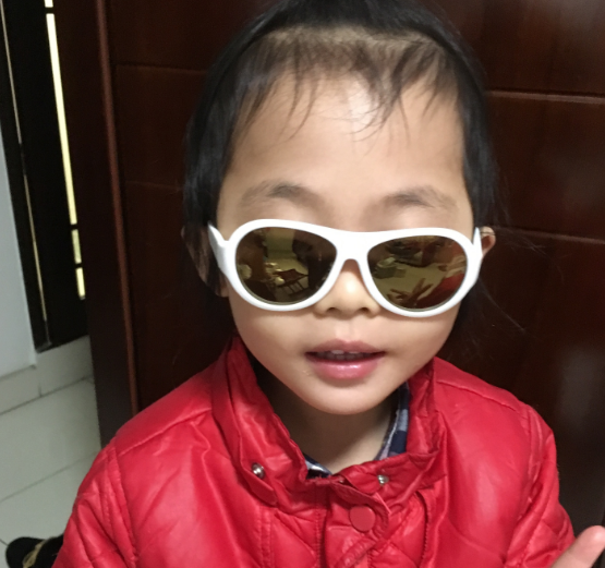 瑞士shadez兒童太陽鏡怎么樣 瑞士SHADEZ和法國KIETLA怎么選