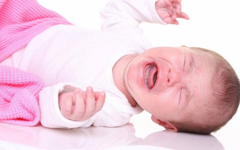 寶寶大腿內側腫了個包是疝氣嗎 寶寶做了疝氣手術后要注意什么 寶寶大腿內側腫了個包是疝氣嗎 寶寶做了疝氣手術后要注意什么