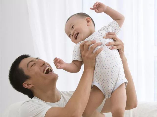 孩子特別容易哭鬧怎么辦 孩子夏天特別容易哭鬧怎么改善