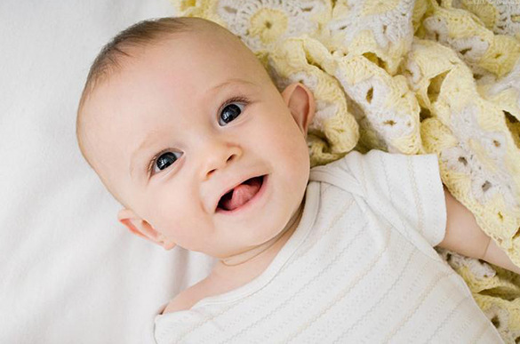 夏天給寶寶穿多少合適 寶寶穿衣局部加減法則