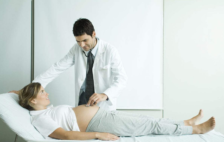 孕婦肚臍尖生男孩嗎 孕婦肚臍尖是男孩準(zhǔn)不準(zhǔn)