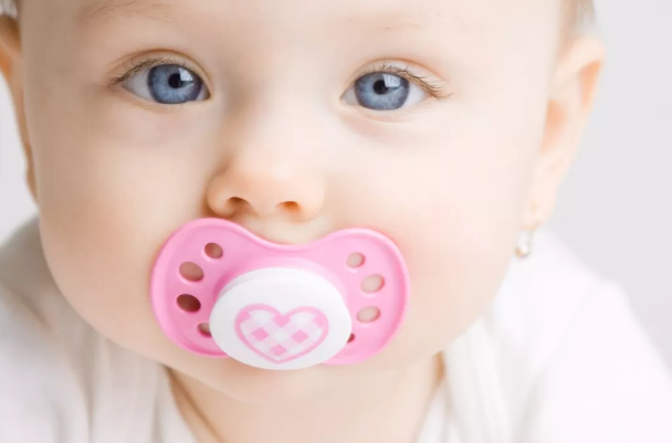 愛哭的孩子易發胖是真的嗎 孩子愛哭遇事易放棄怎么辦 愛哭的孩子易發胖是真的嗎 孩子愛哭遇事易放棄怎么辦