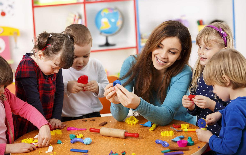 準備送孩子去幼兒園要做什么準備工作 如何搞定孩子不想去幼兒園的狀況