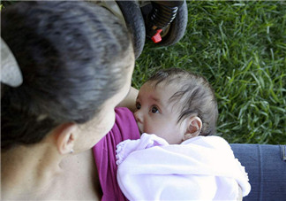 堅持親喂就會有奶水嗎 ?哺乳期怎么順利喂奶