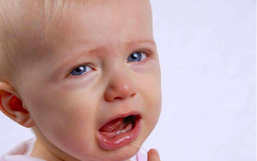 孩子鼻塞難受怎么讓他舒服點(diǎn) 孩子鼻塞通鼻子方法2018